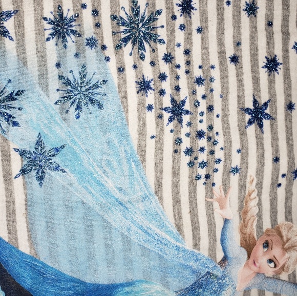 FROZEN SHIRT IN MINT CONDITION - Picture 2 of 5